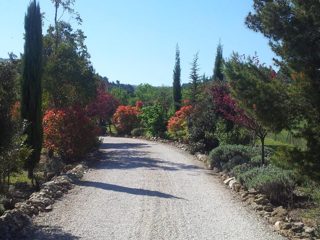 Lamanderie En Provence Bed and Breakfast Alleins Esterno foto