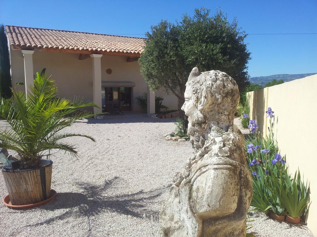Lamanderie En Provence Bed and Breakfast Alleins Esterno foto